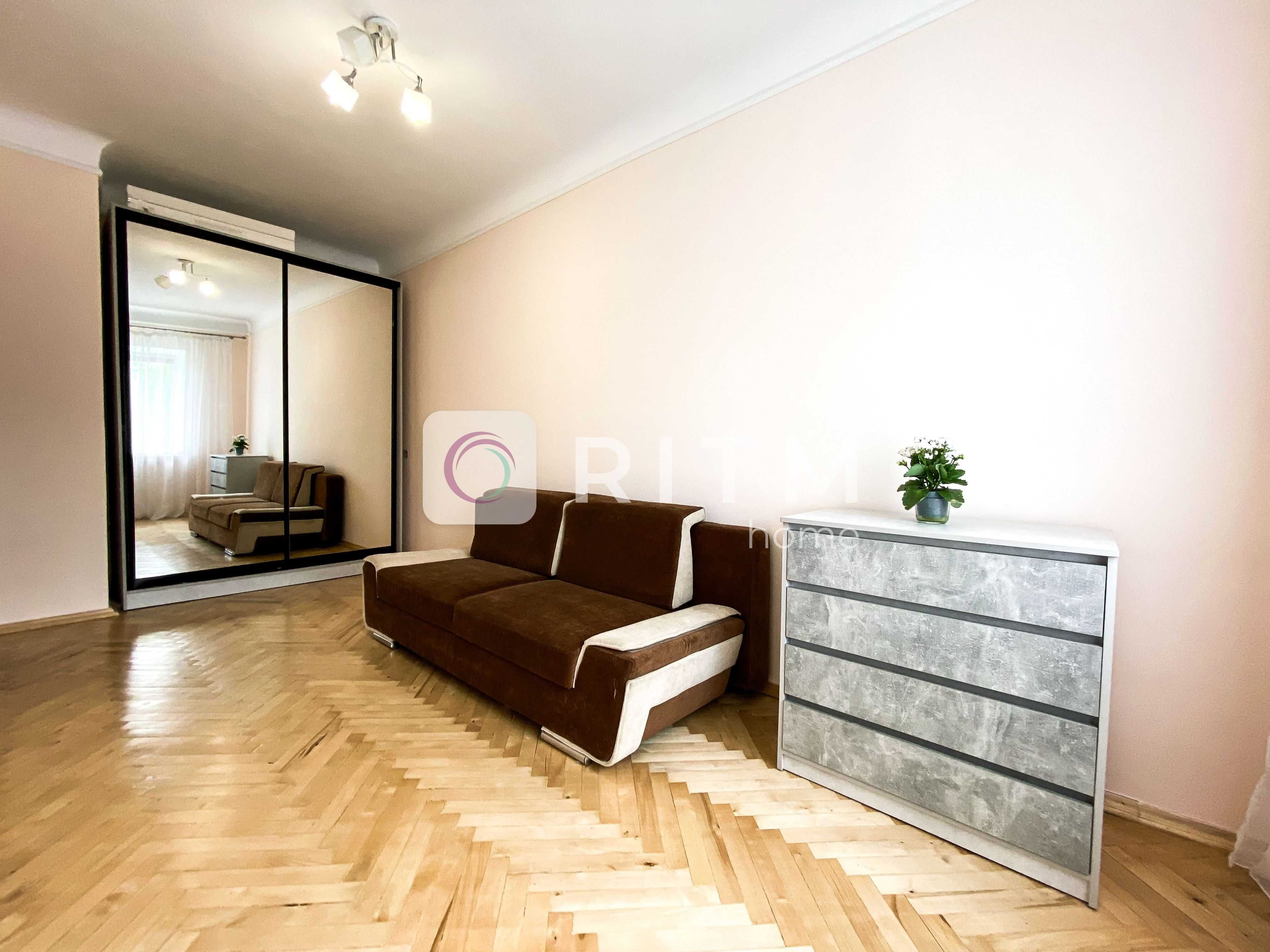 Продаж 2 кім. квартири з ремонтом по вул. Львівська, б. 61А.