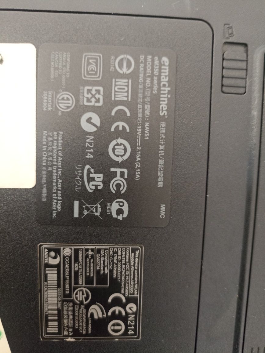 Ноутбук emachines 10.1" в повністю робочому стані
