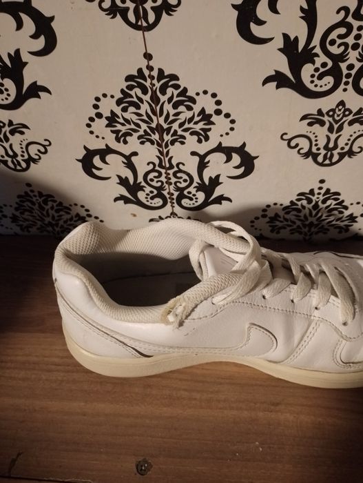 Białe buty damskie Nike rozmiar 38