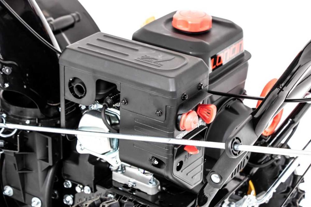 Odśnieżarka spalinowa Faworyt KZO66LE