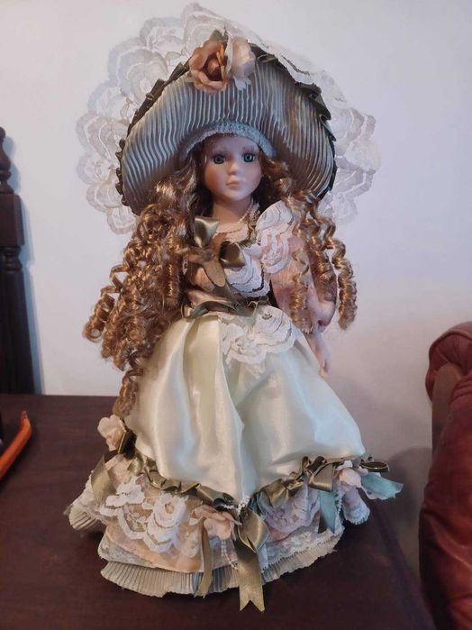 Bonecas de porcelana