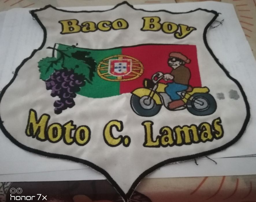 Patche emblema de grande dimensão do Moto Clube de Lamas Baco Boy