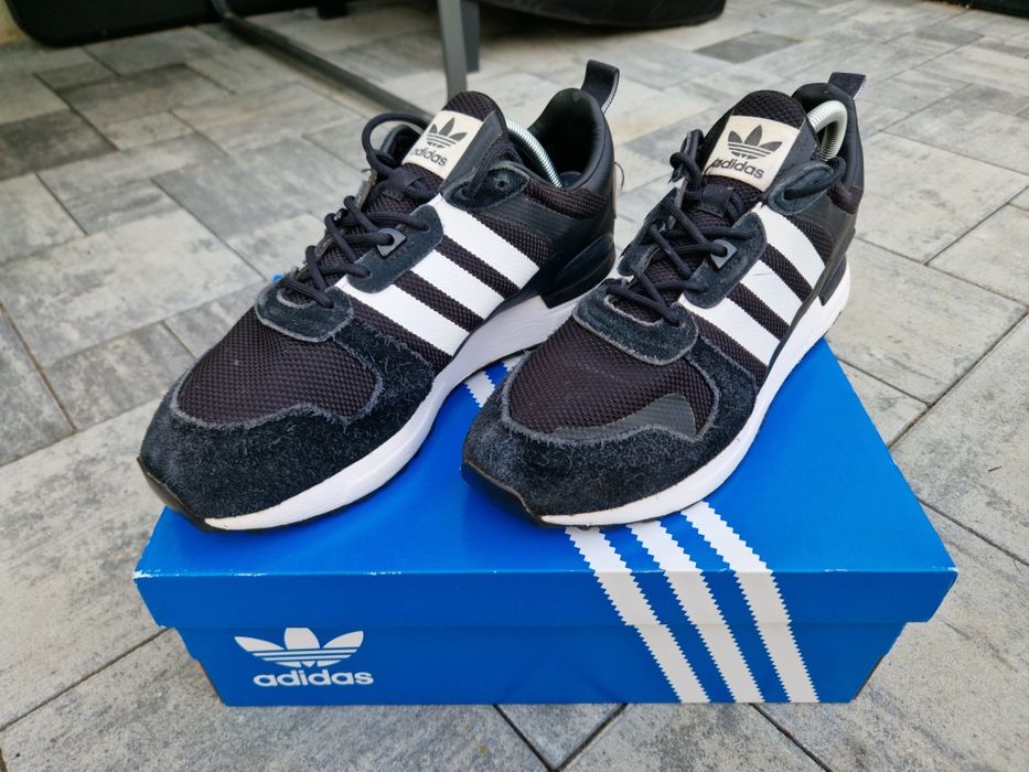 Buty Adidas ZX 700HD Czarne Rozmiar 42 2/3