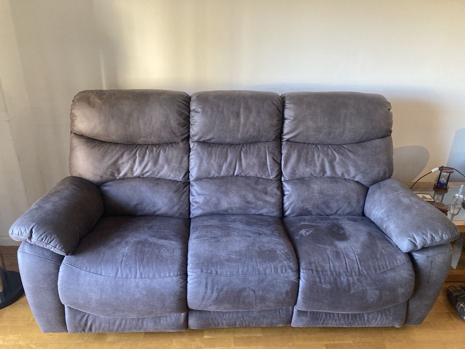 Sofá 3 lugares super confortável e rebatível como novo