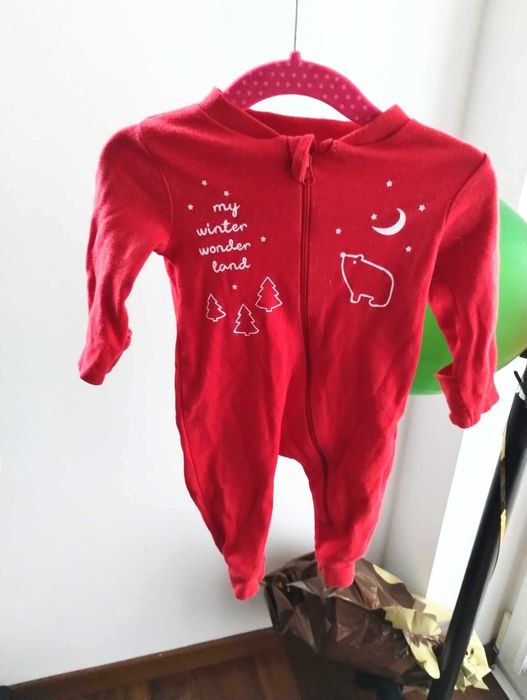 Cool Club by Smyk r. 62 czerwony Pajacyk dla Niemowlaka z Motywem Zimy