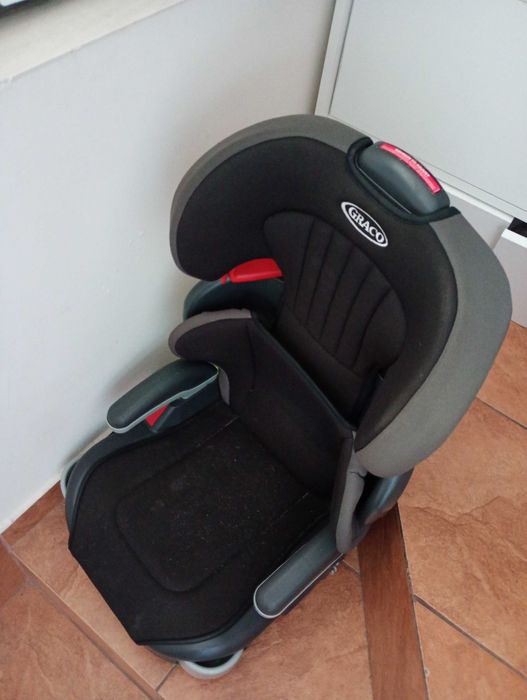 Fotelik dziecięcy do samochodu 15-36 kg firmy Graco