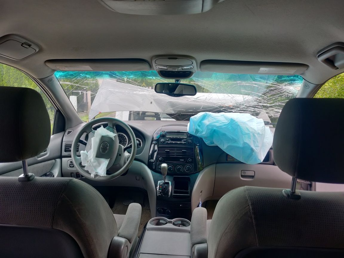 Toyota Sienna silnik skrzynia automatyczna drzwi klapa szyba tapicerka