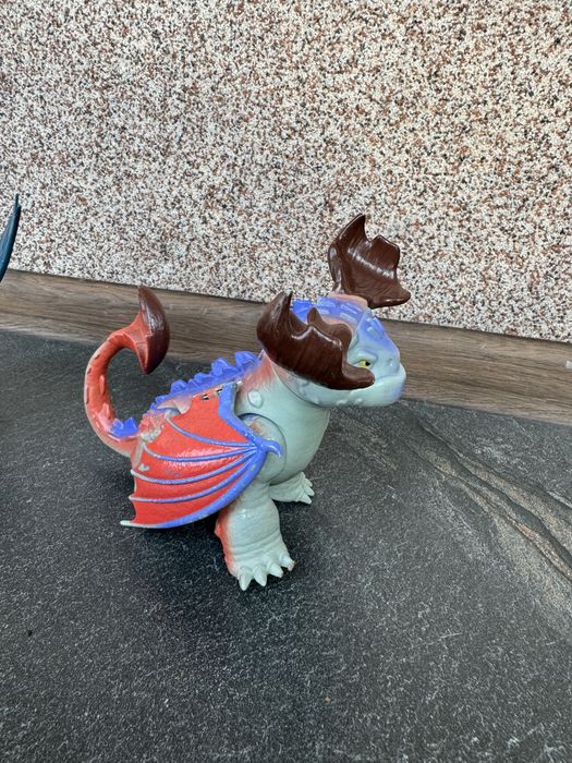 Іграшки як приборкати дракона, как приручить дракона