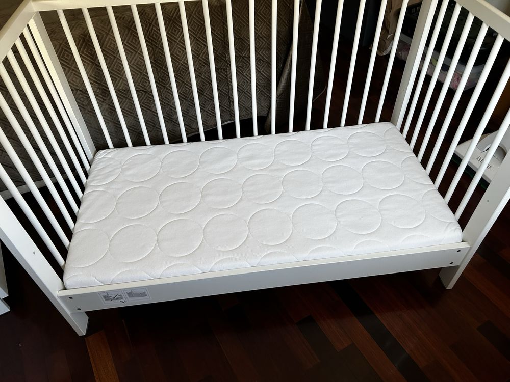 Berço Ikea + colchao