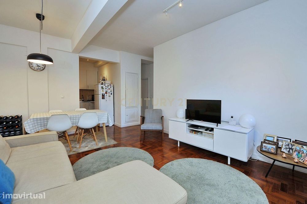 Apartamento T1 para arrendamento - Alvalade