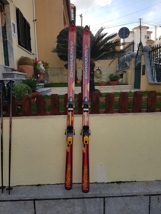 Skis e Botas com saco para transporte