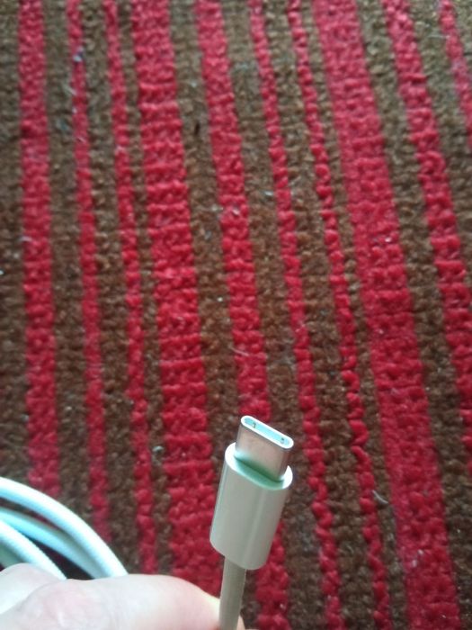 Блок живлення Apple 140W