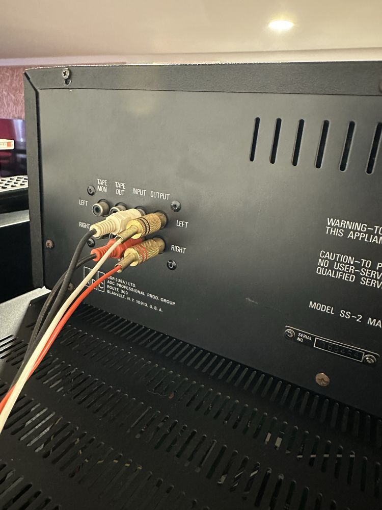 Amplificador Harman Kardon + Equalizador ADC
