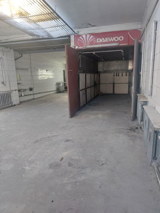 Hala magazynowa warsztat lub magazyn