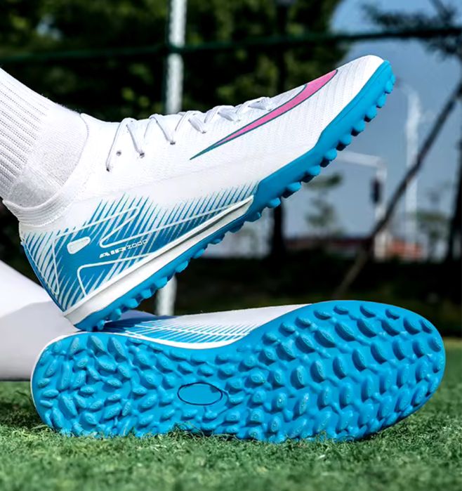 Turfy orlik buty piłkarskie obuwie sportowe futbolówki