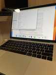 MacBook Pro 2017 i5 8/512