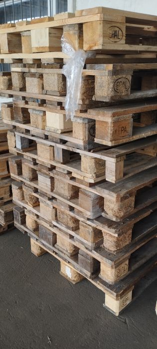 Продаються палети