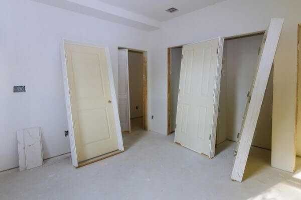 Встановлення дверей, виготовлення дверей дерев'яних