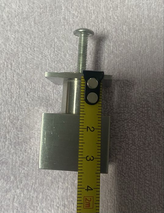 Puxadores de aluminio