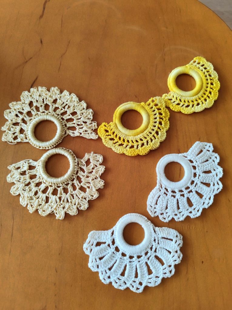 Pierścienie obręcze do serwetek szydełkowe handmade