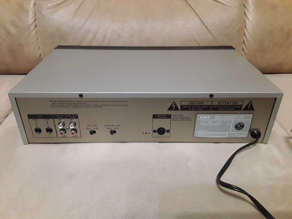 Кассетная дека AIWA AD-F660  (3 Head, Dual Capstain, Made in Japan)