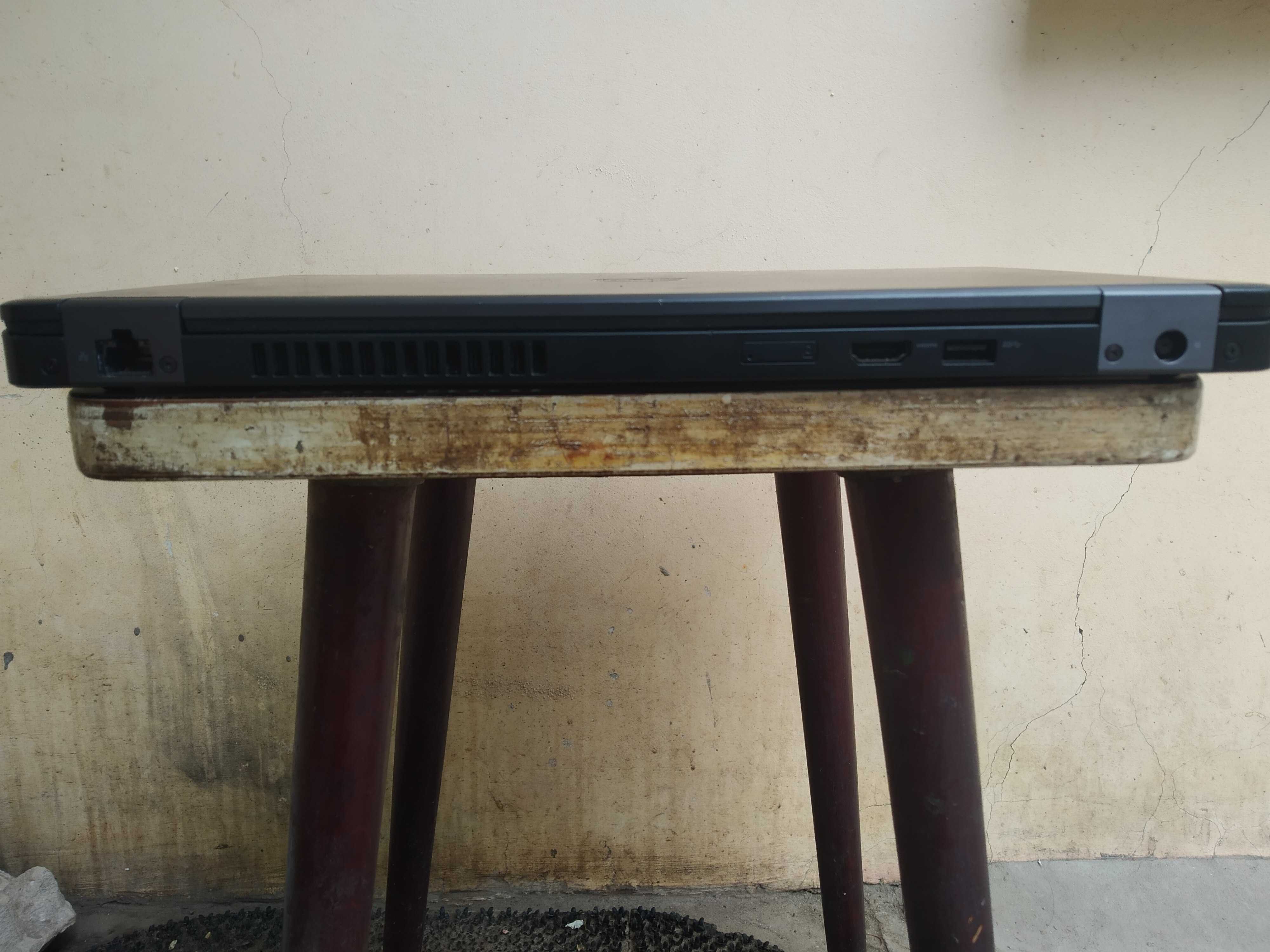 Dell 5480 (Core i5 7300)