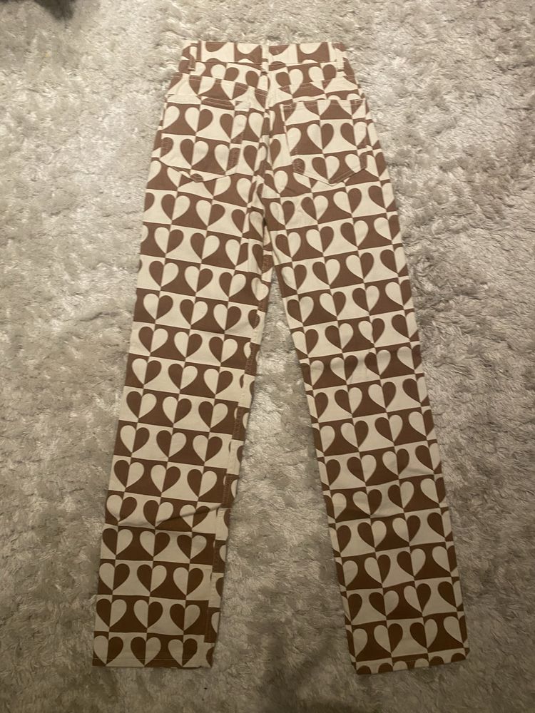 Calças Pull&Bear, novas