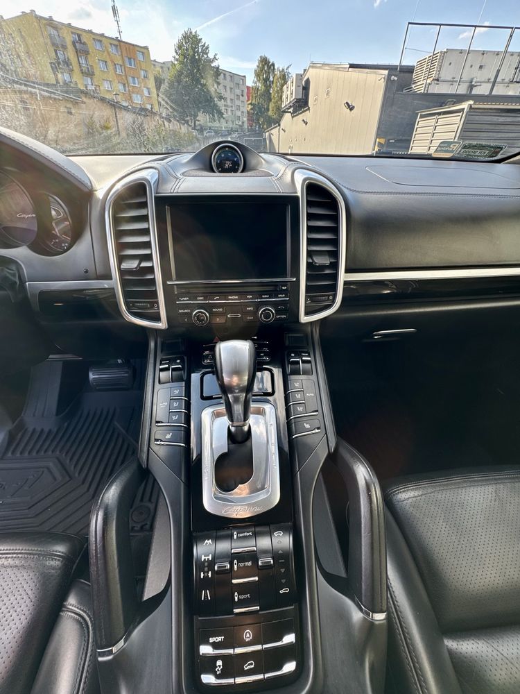 Porsche Cayenne 3.0d 21cali bogata wersja czarny środek