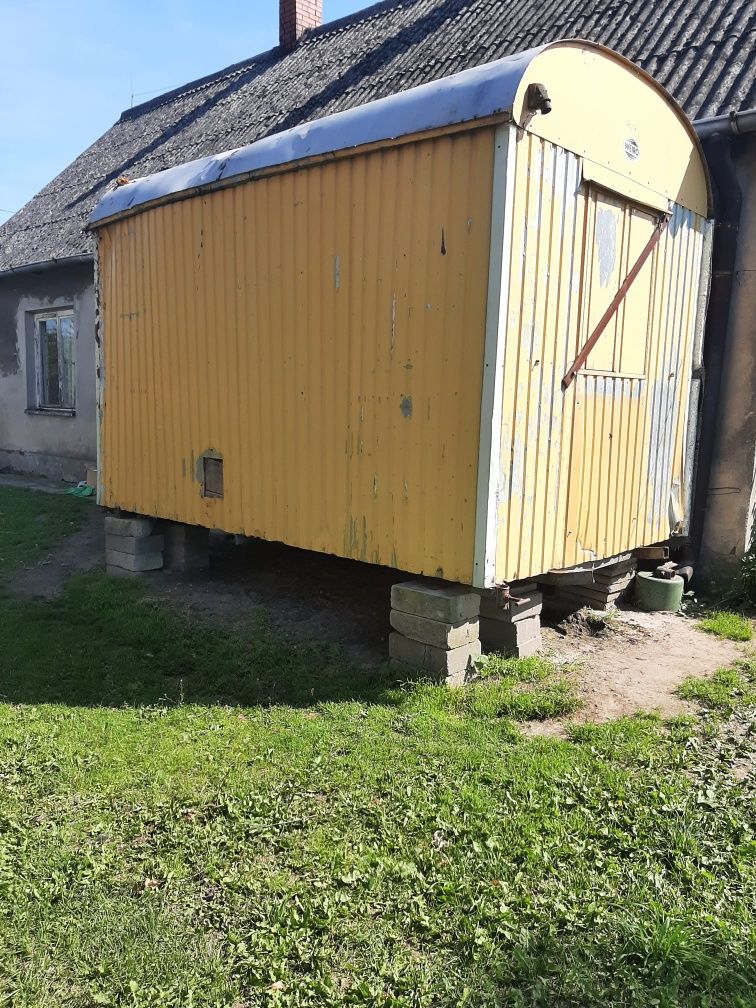 Barakowóz przyczepa socjalna