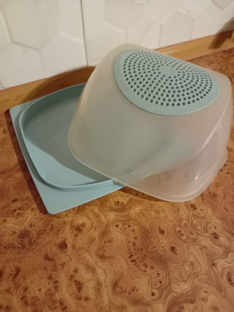 Duży pojemnik Tupperware do wprzevhowywania wedlin,serowerware na wędl