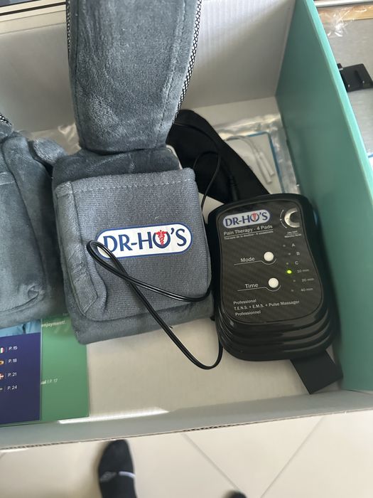 Masaźer karku plecow i szyi