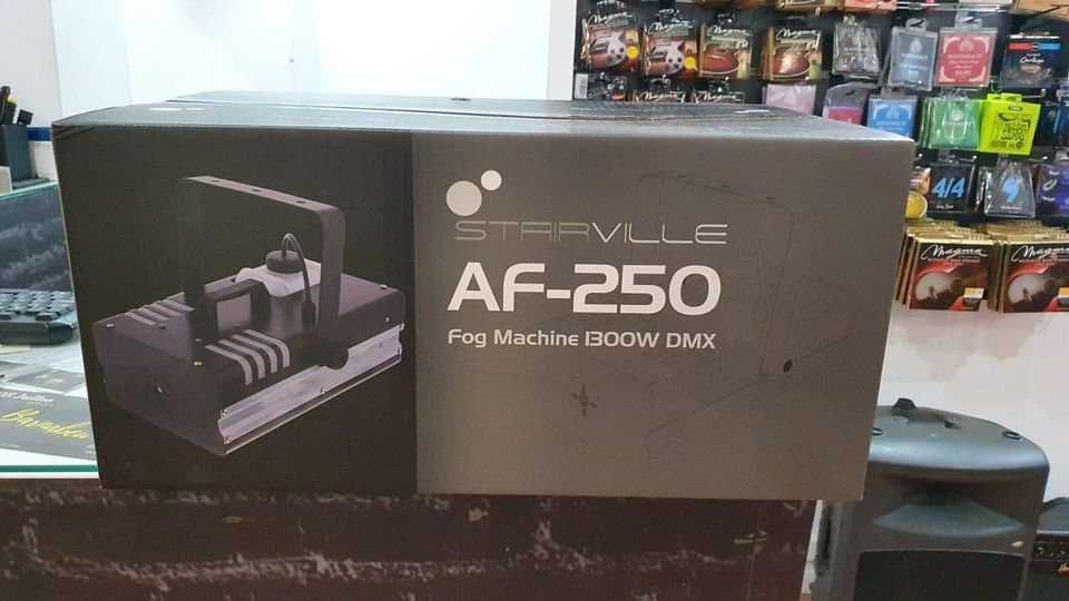 Máquina Fumo para Palco Stairville AF-250