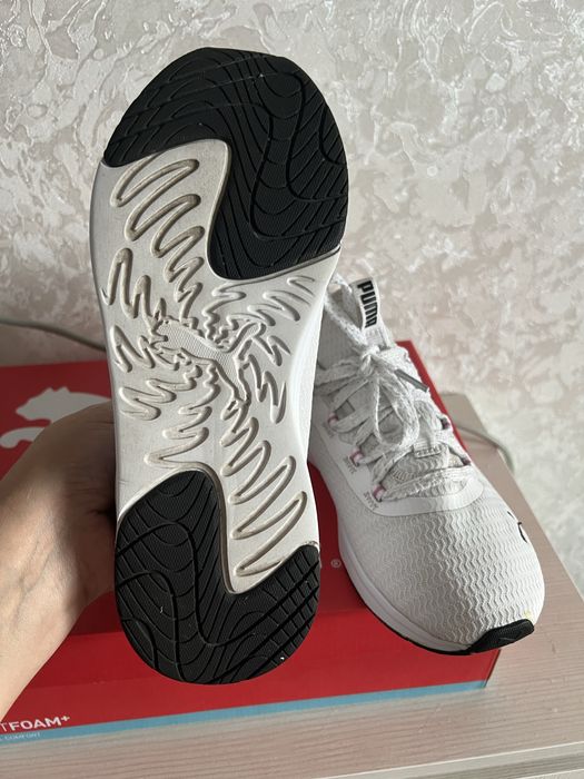 Кросівки жіночі Puma