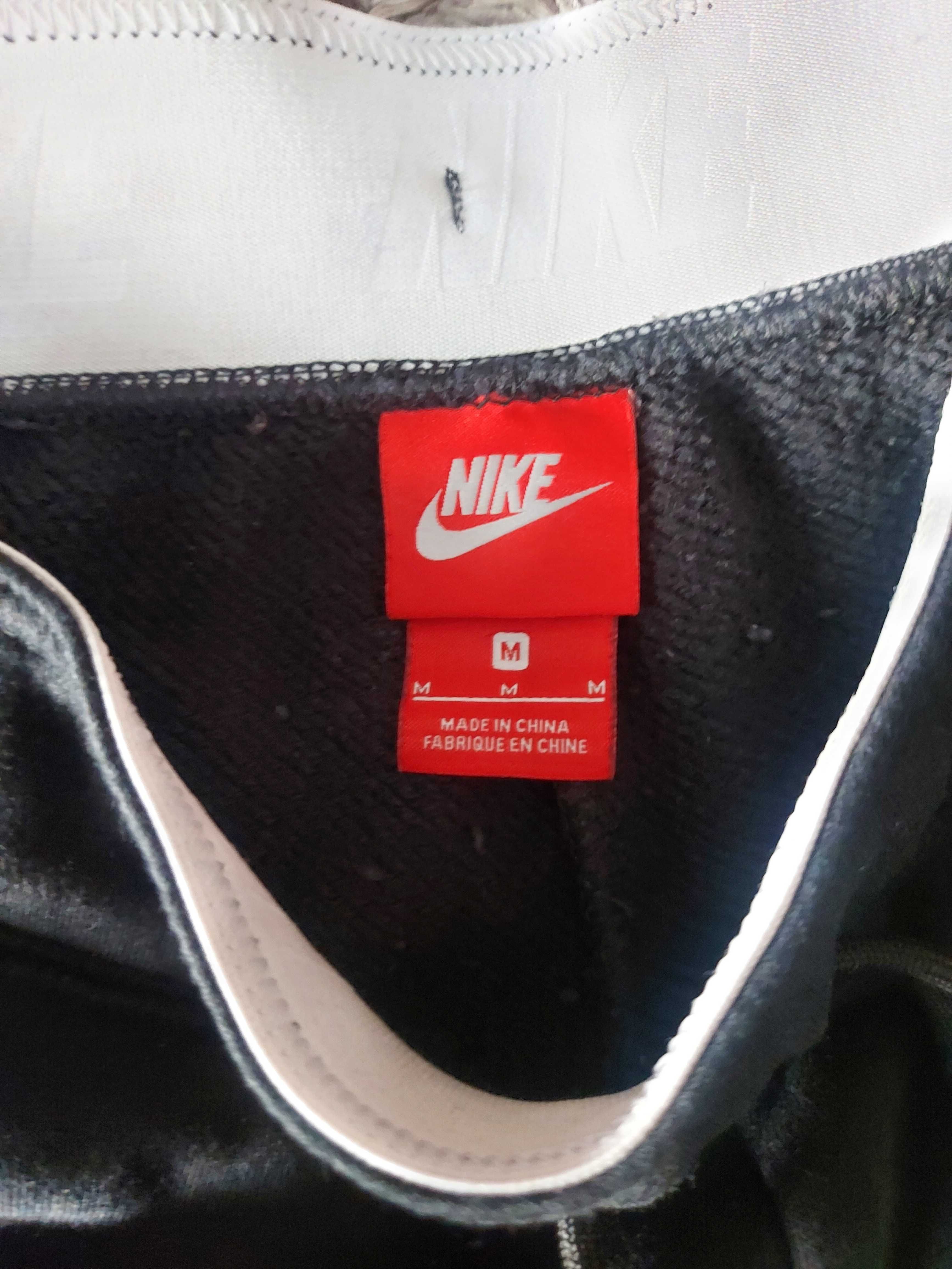 Sportowe spodnie damskie Nike rozm. M