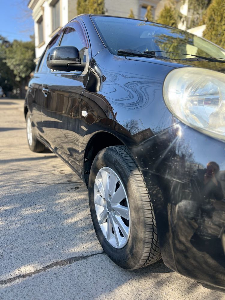Продам Nissan micra 2012