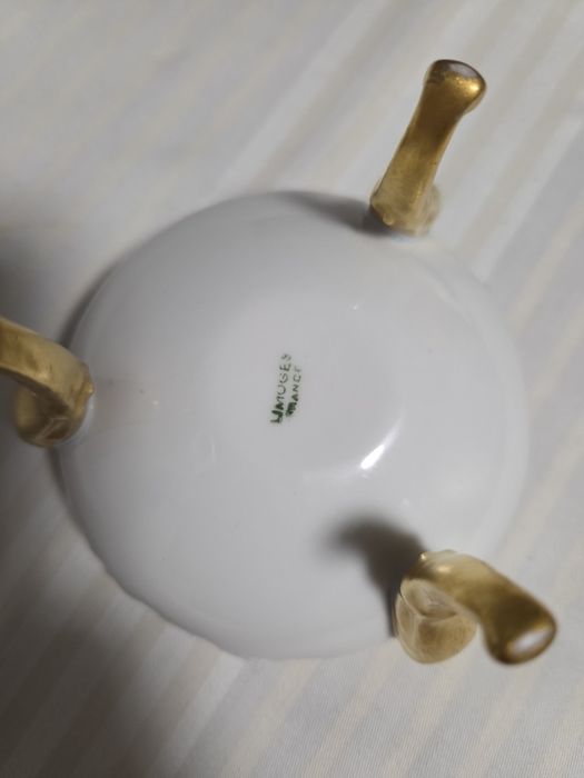 Porcelanowe puzderko Limoges France – ręcznie malowane, złocone