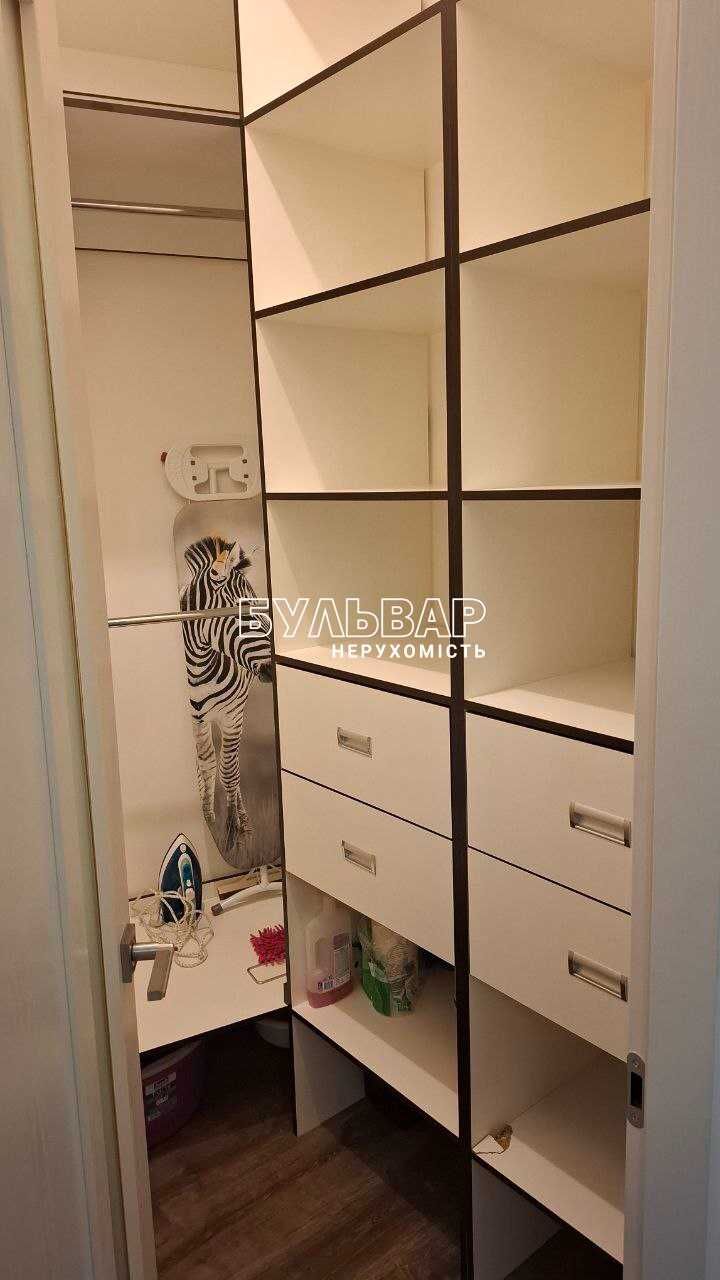 Продам 3 к. кв., Центр, ул. Алчевских, м. Бекетова