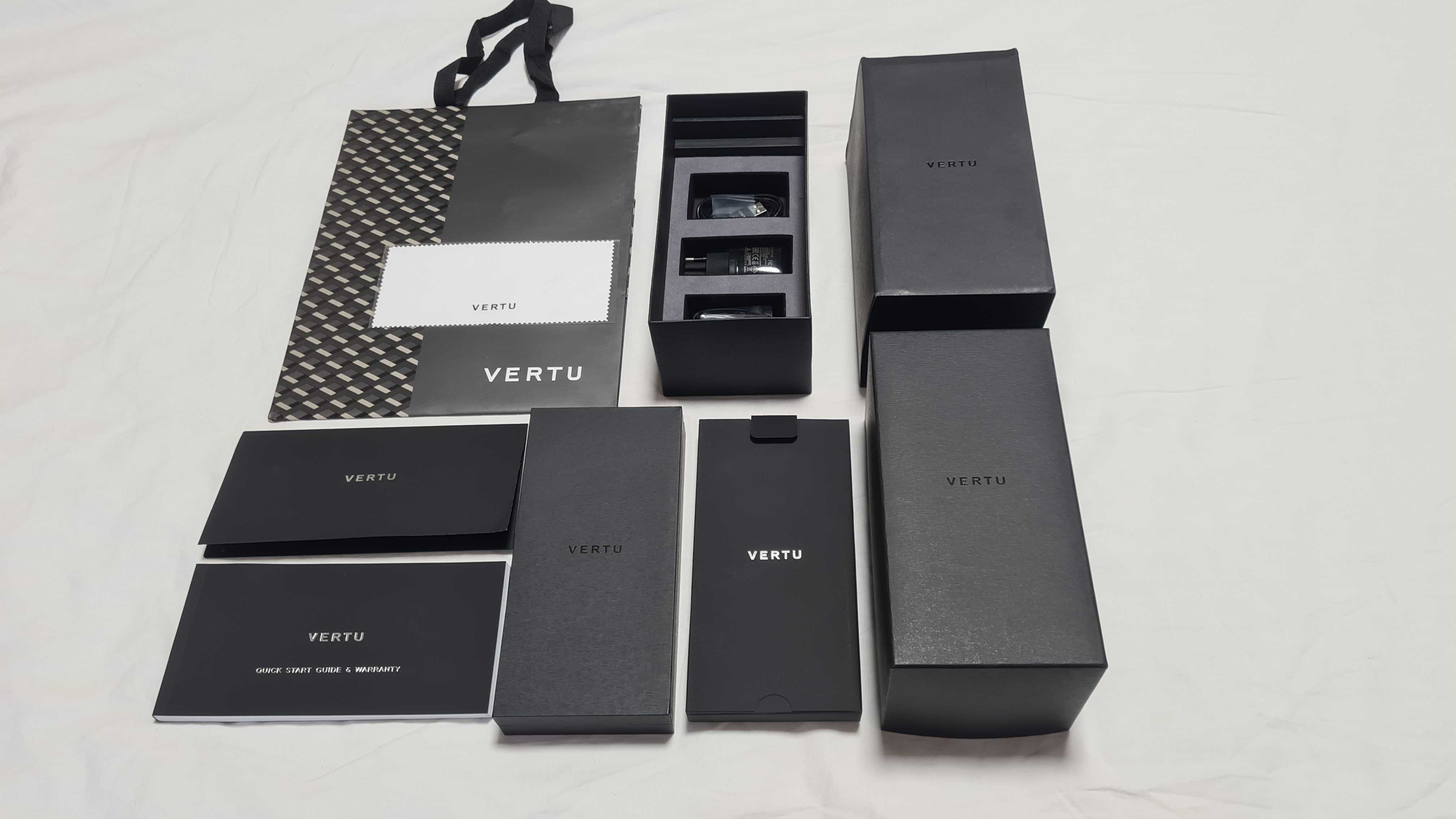 Комплект Vertu Signature Touch, комплект к телефону верту,  aster