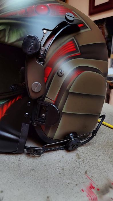 Розпис шоломів аерографія