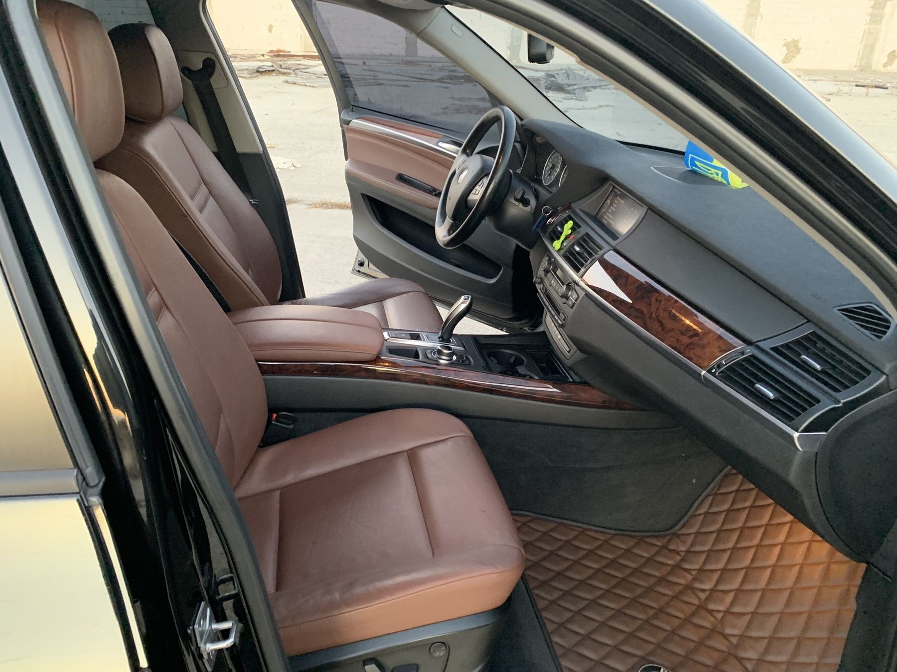 Продам BMW X5 е70 Biturbo