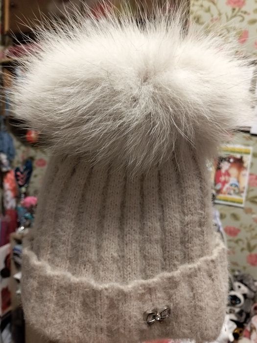 Натуральна шапка з ангори!6-8 років!