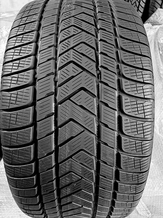 Шини Б/в 305.40.20 пара Pirelli