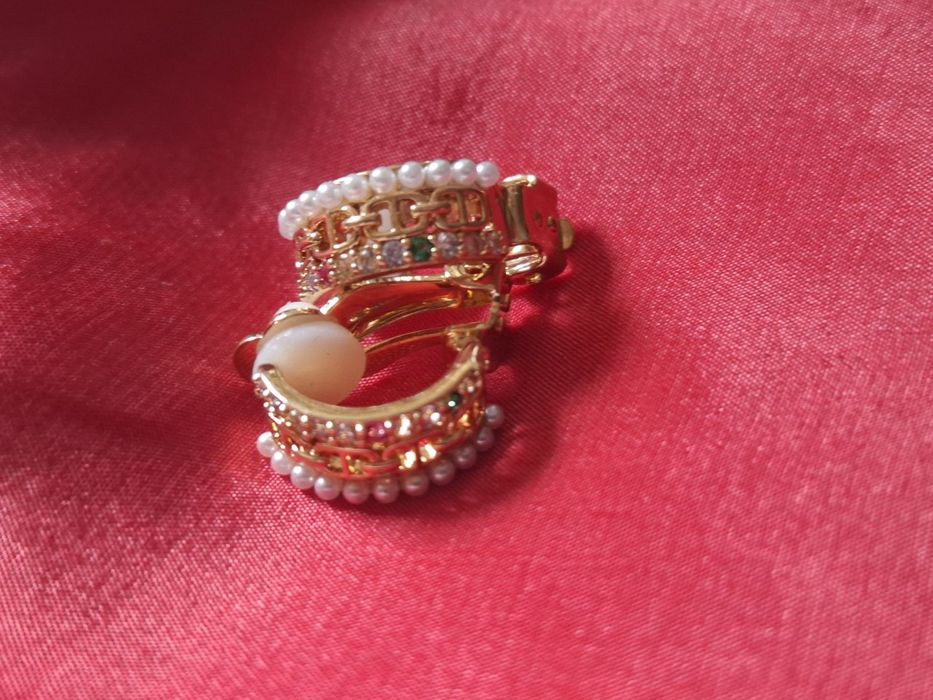 Кліпси в золотому та сріблястому тоні на вухо