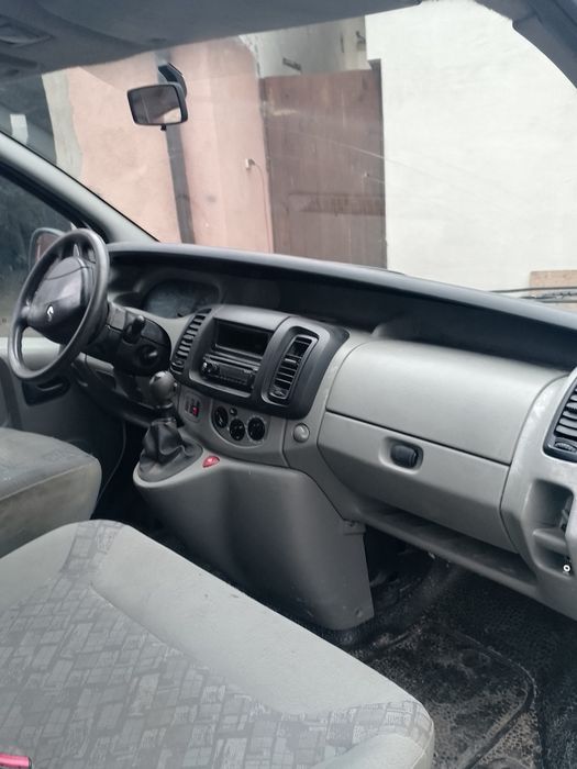 Renault Trafic 1.9 z hakiem