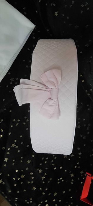 Baldachim ścienny pudrowy z kokardą baby d’Oro