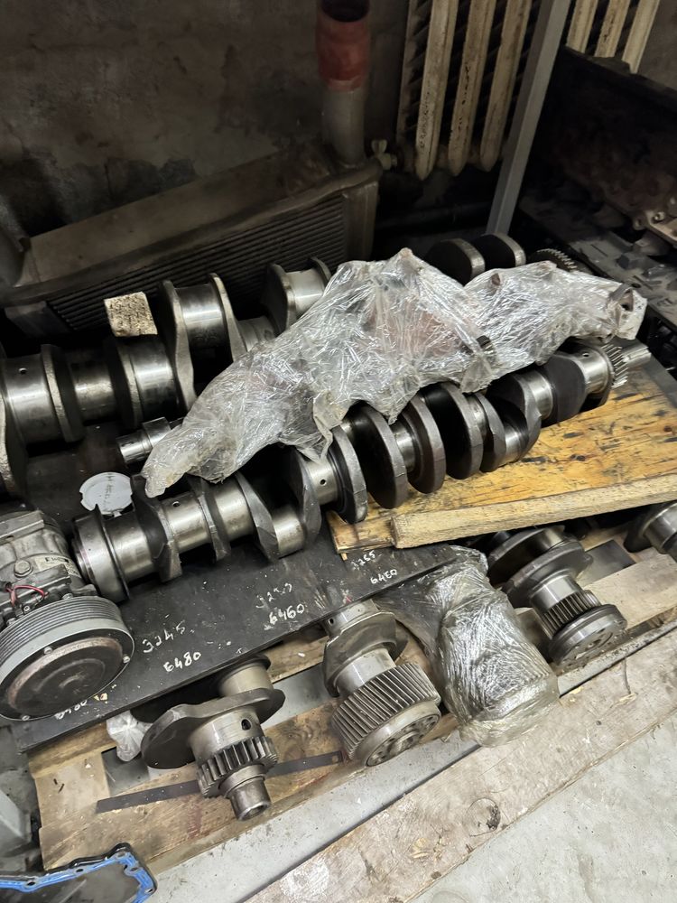 84283167 Головка блока Case 310/335/340-New Holland T8040/TG285/T8.390