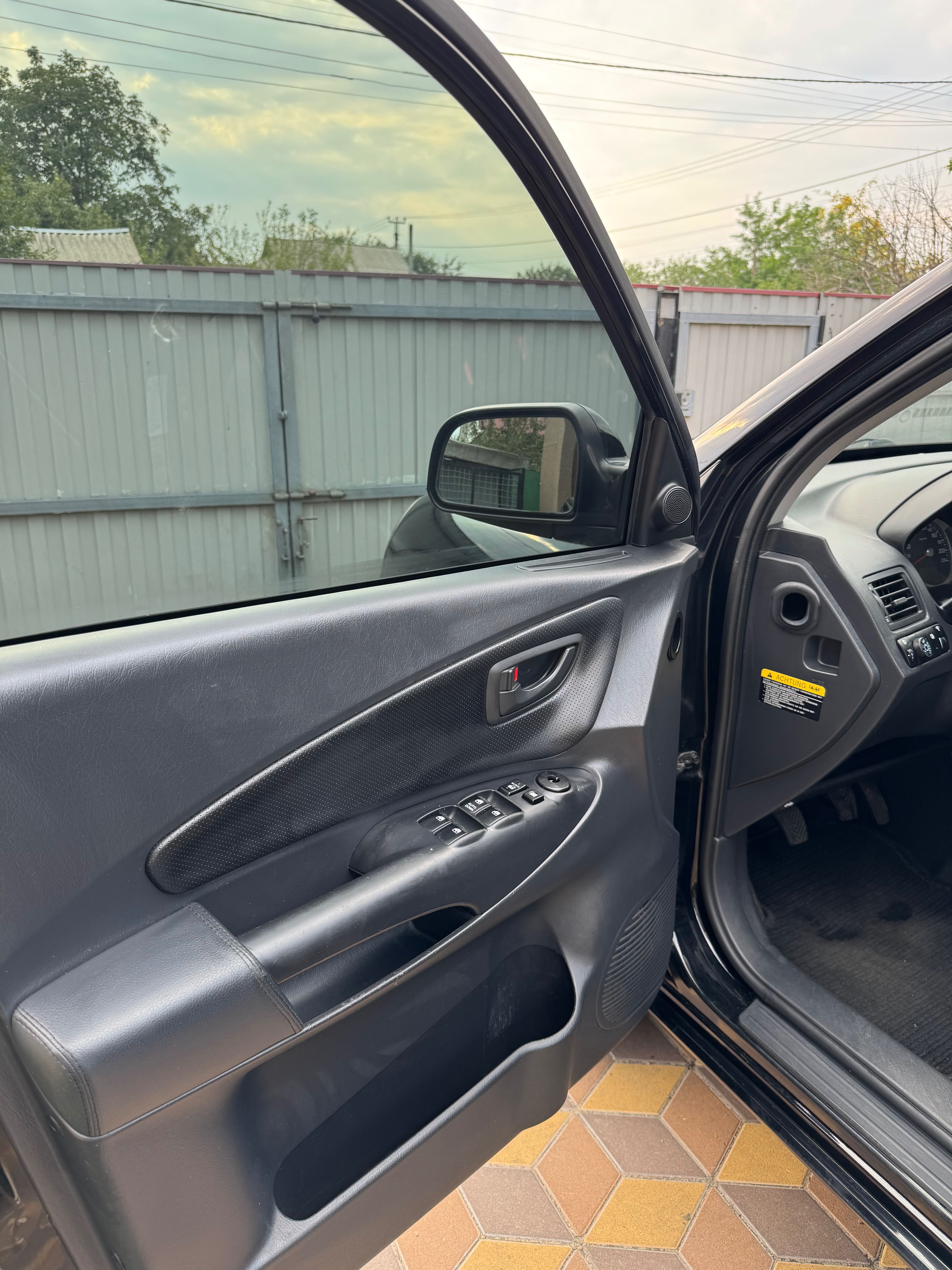 Hyundai Tucson 2007 I покоління