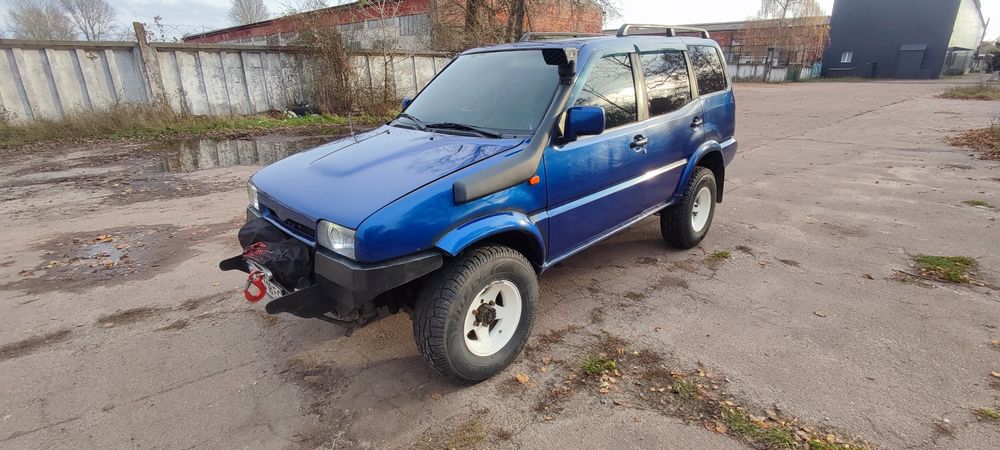 Nissan Terrano 2, Ford Maverick