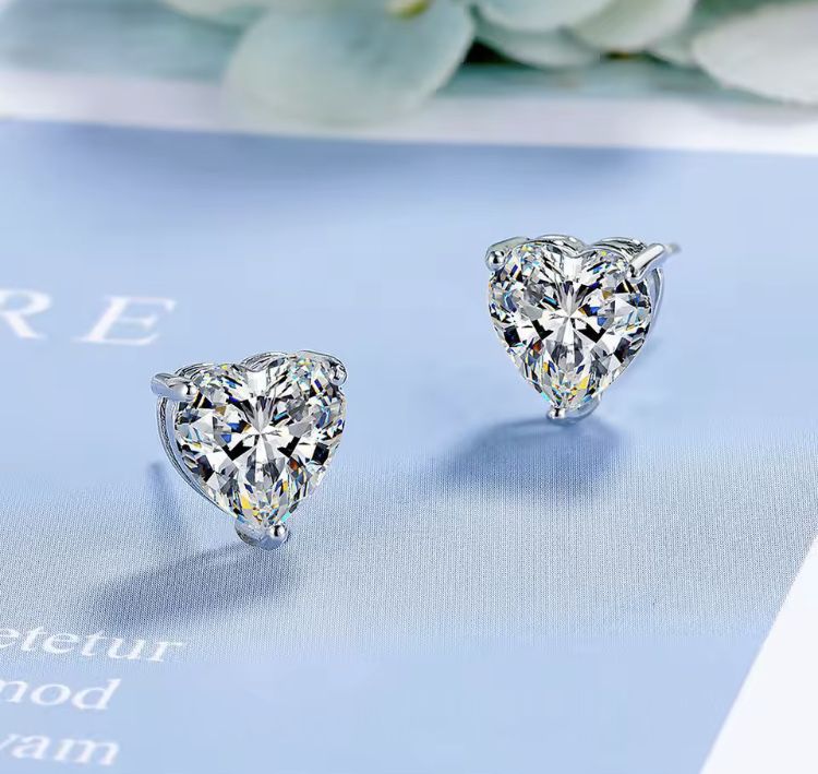 Срібні сережки 925 проба! Фіаніти Swarovski !!!