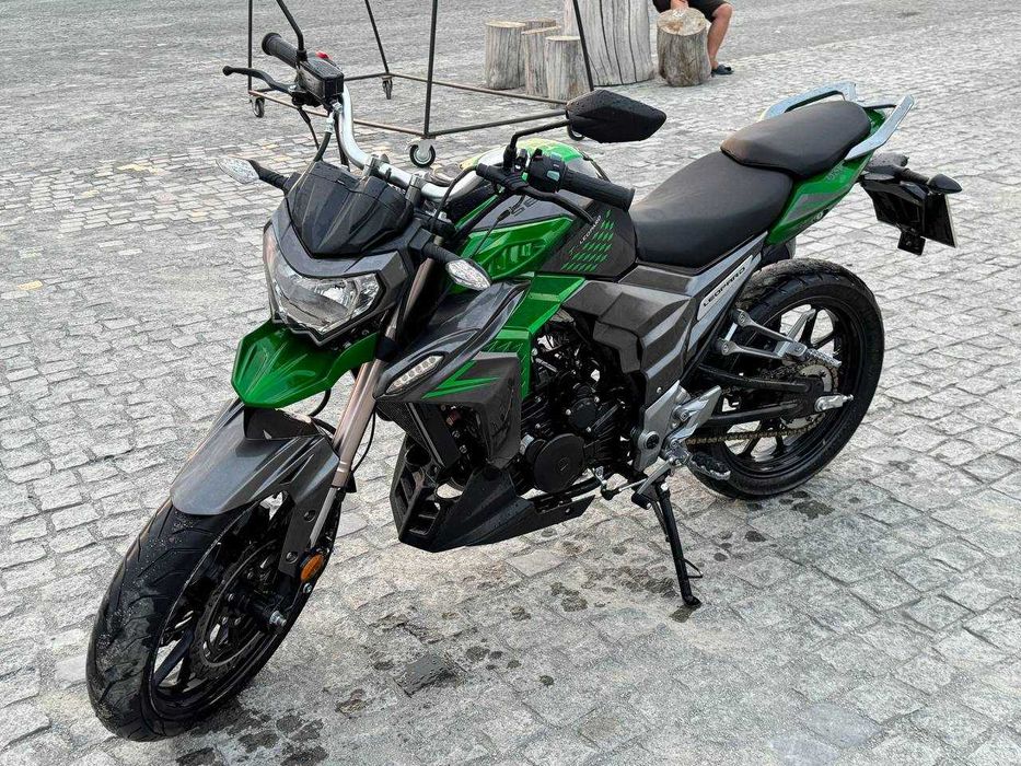 senke leopard 300